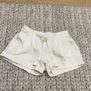 Lululemon Women's White Casual Shorts